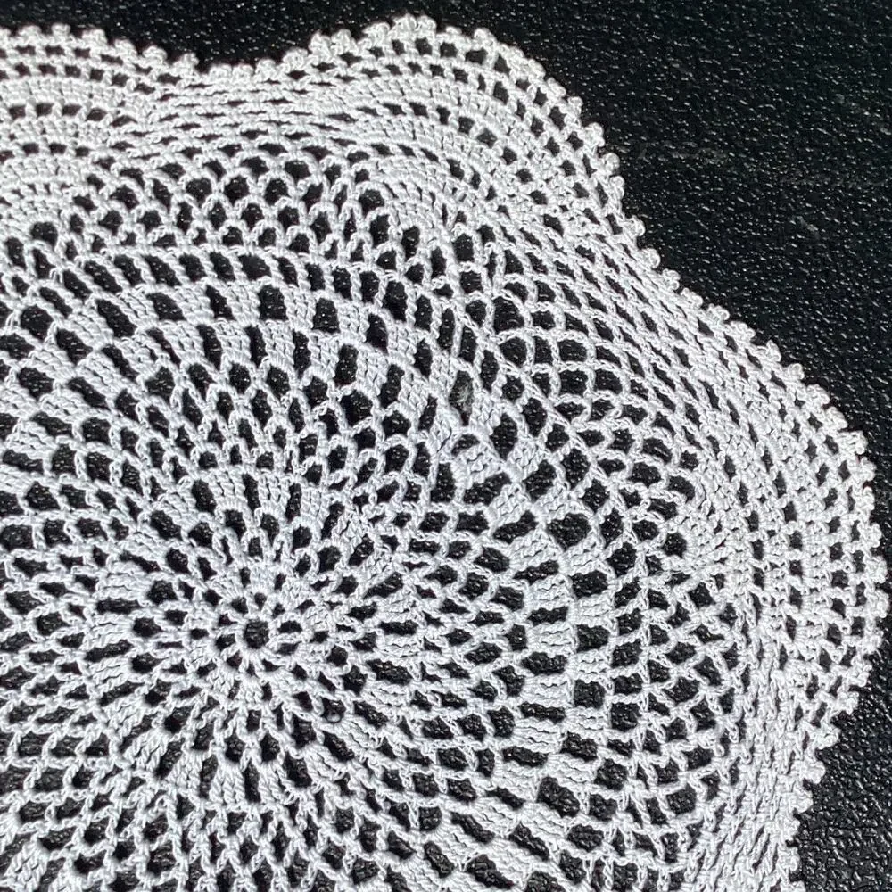 Vintage Handmade Ivory/White Crochet Lace Doily Centerpiece Decor 11